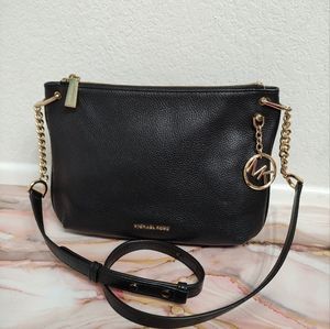 Michael Kors Lillie Messenger Bag in Black